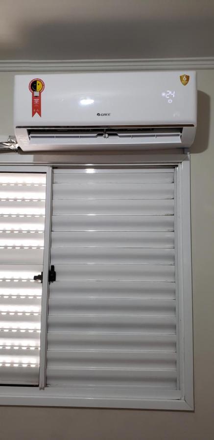 Apartamento Inteiro Com Wifi 70Mb, Ar Condicionado, Proximo Ao Estadio Do Cafe Λοντρίνα Εξωτερικό φωτογραφία
